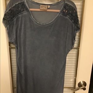 Danielle Xl blue tshirt. Never worn